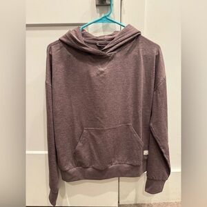 Vuori Women’s Modern Hoodie -